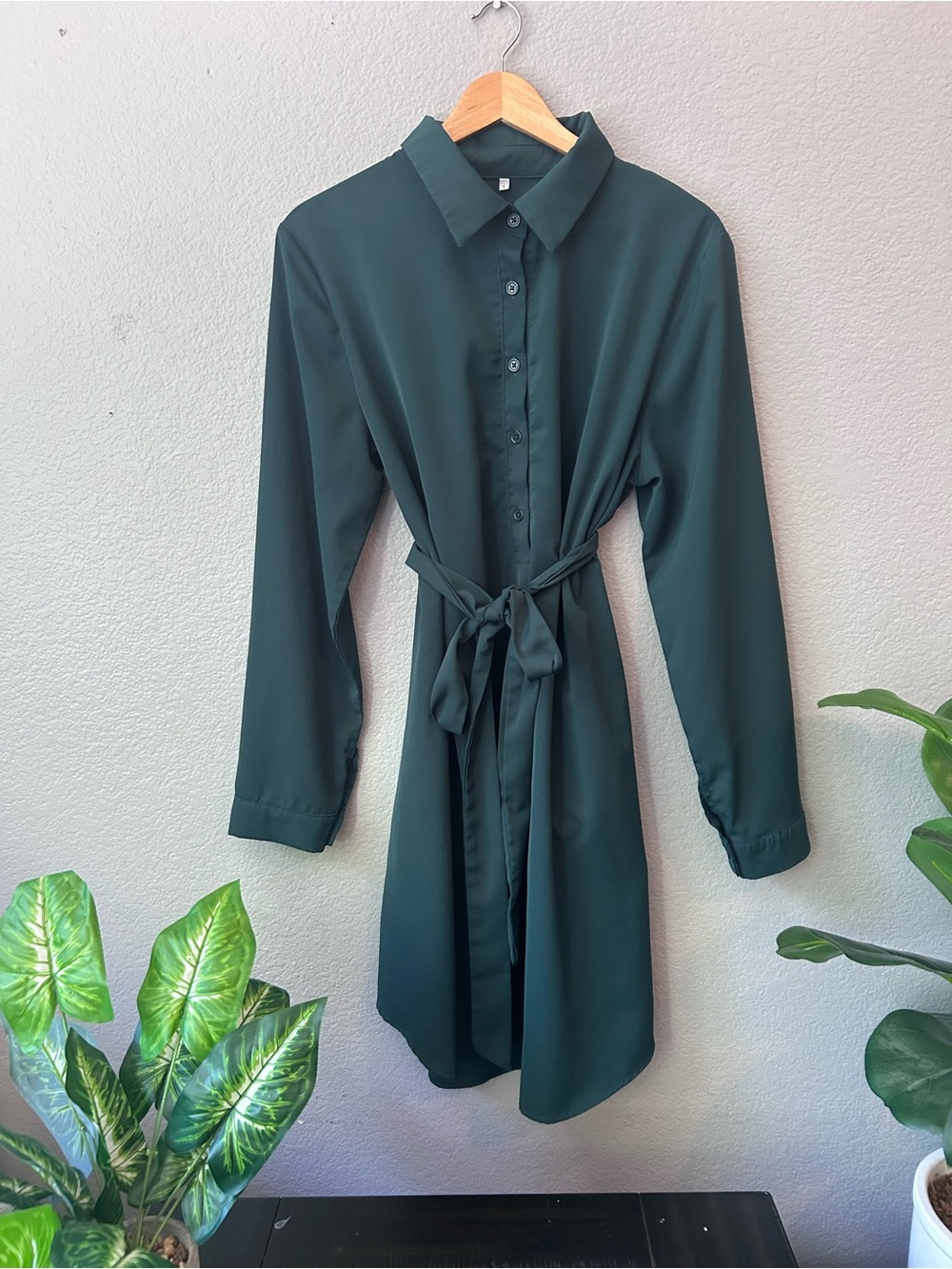Women's Dark Green Shirt Dress with Tie Waist Size Large